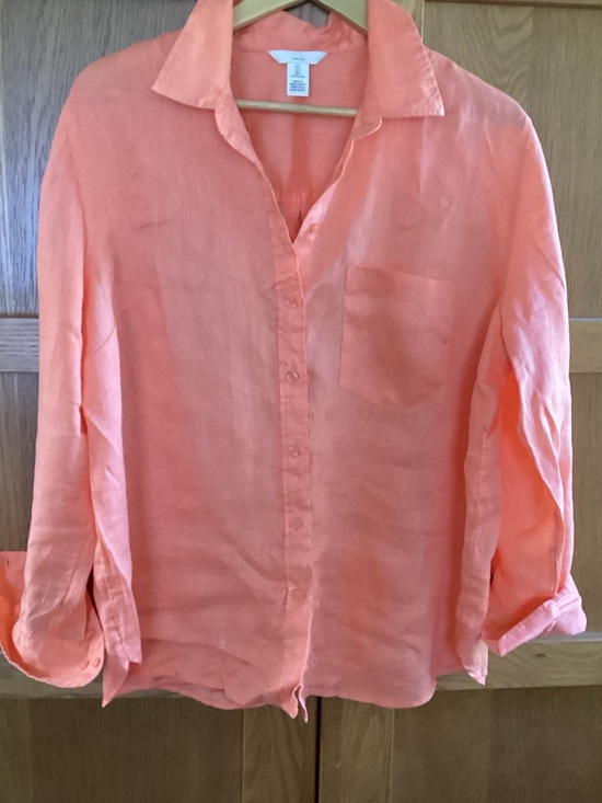 Tops - Orange sherbet


Linen Button-Up Shirt - Linen FabricH&M like new. Never worn